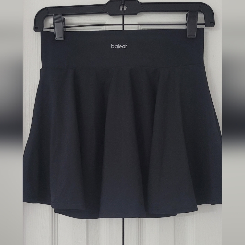 Baleaf Sport Black Flared Skirt